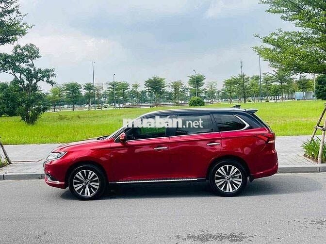 Mitsubishi Outlander 2022 2.0 CVT hơn 5 vạn km!