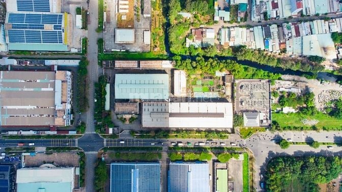 Chính chủ gửi bán gấp nhà xưởng MT trong khu công nghiệp Vĩnh Lộc 