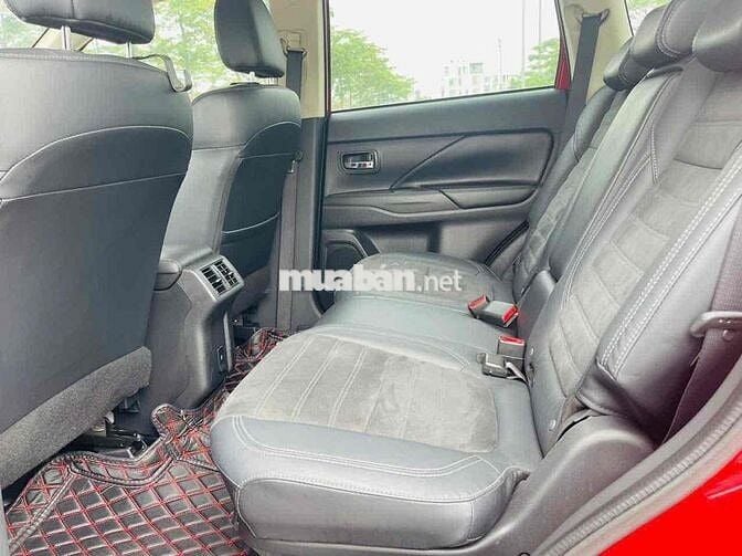 Mitsubishi Outlander 2022 2.0 CVT hơn 5 vạn km!