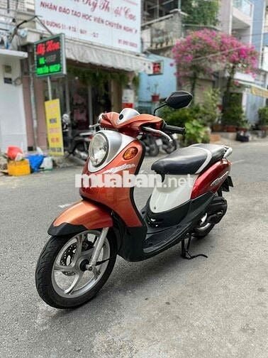 Classical đẹp, máy êm thì thầm bao vọt biển SG