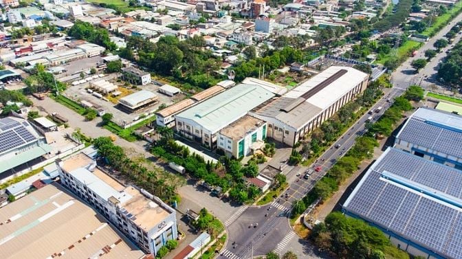 Chính chủ gửi bán gấp nhà xưởng MT trong khu công nghiệp Vĩnh Lộc 