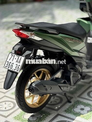 Click125 nhập Thái 2017 kèm biển đấu giá