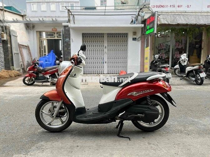 Classical đẹp, máy êm thì thầm bao vọt biển SG