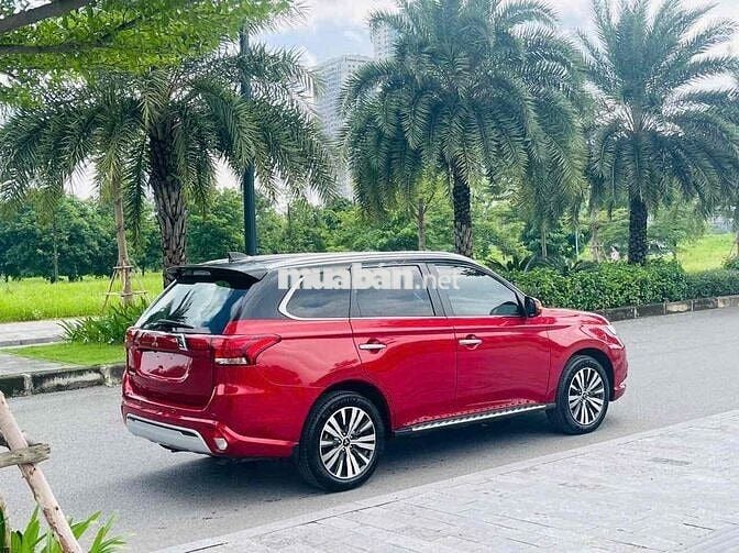Mitsubishi Outlander 2022 2.0 CVT hơn 5 vạn km!