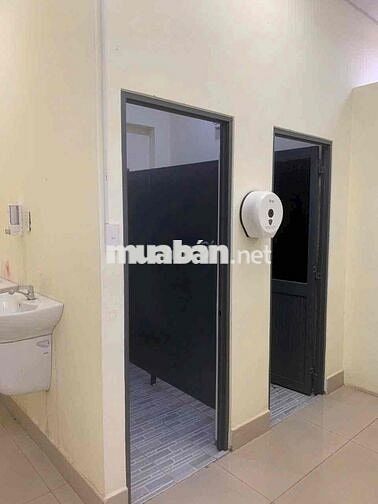 o thuê Mặt bằng làm văn phòng kinh doanh tầng 1 tòa nhà lớn