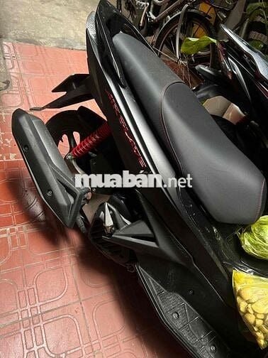 nhà có việc cần tiền mình cần bán lại xe ab 2015