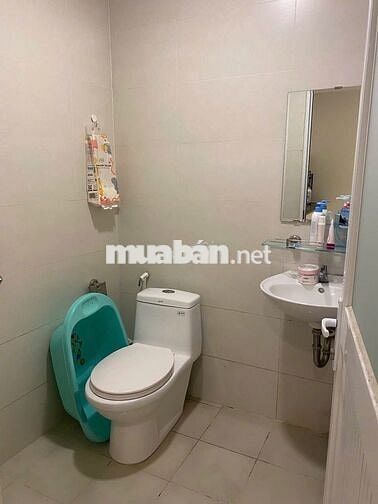 Cần bán Căn 3 Phòng ngủ, Nhà rất mới. LH Hương Xem nhà thực tế.