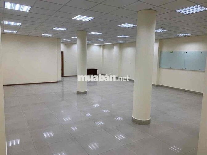 o thuê Mặt bằng làm văn phòng kinh doanh tầng 1 tòa nhà lớn