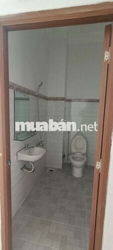 Bán gấp nhà 3 tầng, Bình Thành - Hẻm xe tải, giá sốc chỉ nhỉnh 5 tỷ .