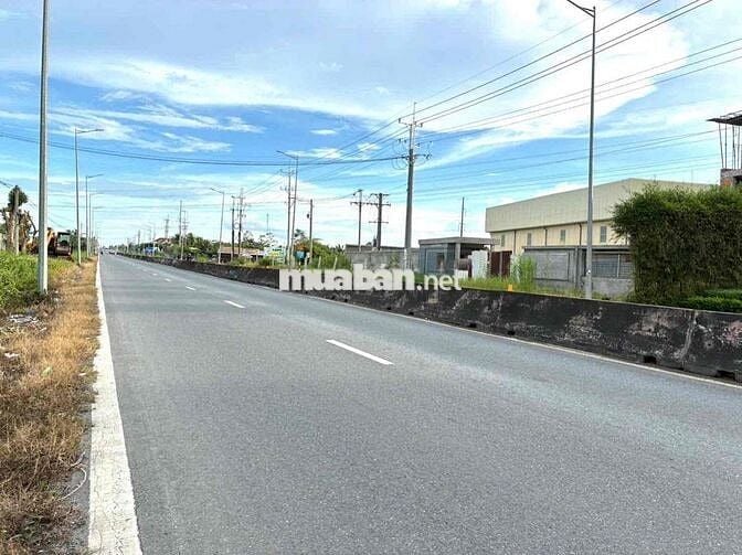 CẦN BÁN ~2,2 CÔNG ĐẤT MẶT TIỀN TUYẾN TRÁNH QL1A- PHƯỜNG LONG CHÂU, VL