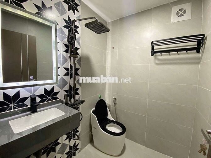 Bán Tập thể Phố Đội Cấn - Nhà đẹp Full nội thất - Giá 3.8 tỷ - 65m2