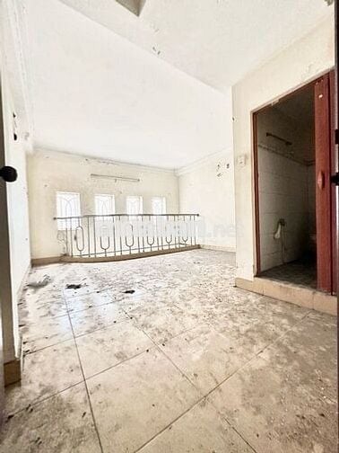 2 mặt tiền hẻm 4m Cao Thắng Phú Nhuận 5 tầng nhà cũ tiện xây mới