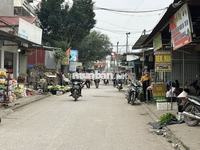 đất chính chủ.mặt chợ kinh doanh buôn bán 24/7