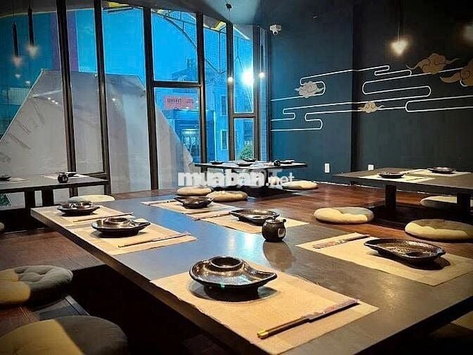 TÒA NHÀ GẦN SÂN BAY MẶT TIỀN ĐƯỜNG PHỔ QUANG