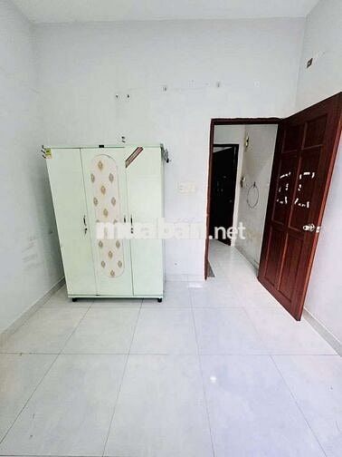 Nhà Nhỏ 2 PN gần Chợ Hạnh Thông Tây
