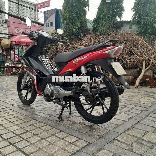 Xe suzuki Axelo 2015