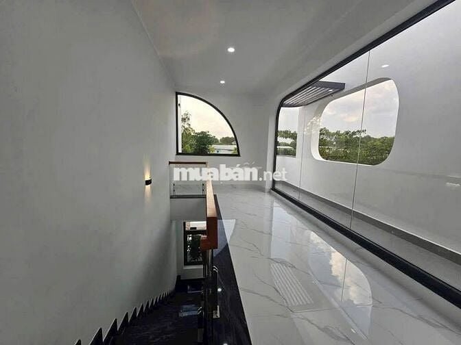Hạ Giá Bán Gấp Nhà Mặt Tiền Mới Xây Ngay Trung Tâm Thủ Dầu Một