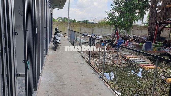 Bán căn nhà ở tiện ích 4x8 ngay Trần Văn Mười, Xuân Thới Đông, Hóc Môn