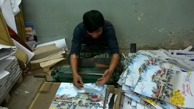 Tuyển 04 LĐPT phụ việc xưởng in bao bì