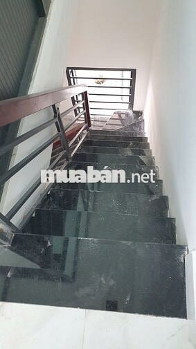 Bán căn nhà ở tiện ích 4x8 ngay Trần Văn Mười, Xuân Thới Đông, Hóc Môn