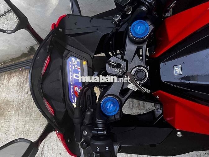 Honda CBR 150 2023