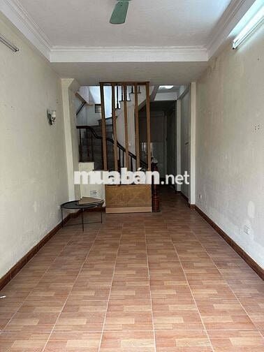 CẦN BÁN NHÀ 4 TẦNG MẶT PHỐ BẮC CẦU . 4 PHÒNG NGỦ VIEW THOÁNG CỔ LOA
