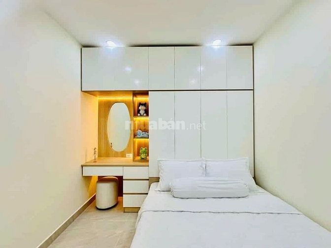  về quê  bán gấp nhà P24 Quận Bình Thạnh giá 3tyX,48m2 shr lh ngay 