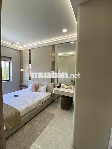Cần bán căn hộ 2 phòng ngủ 72m2 view đẹp