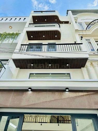 về quê  bán gấp nhà P24 Quận Bình Thạnh giá 3tyX,48m2 shr lh ngay 
