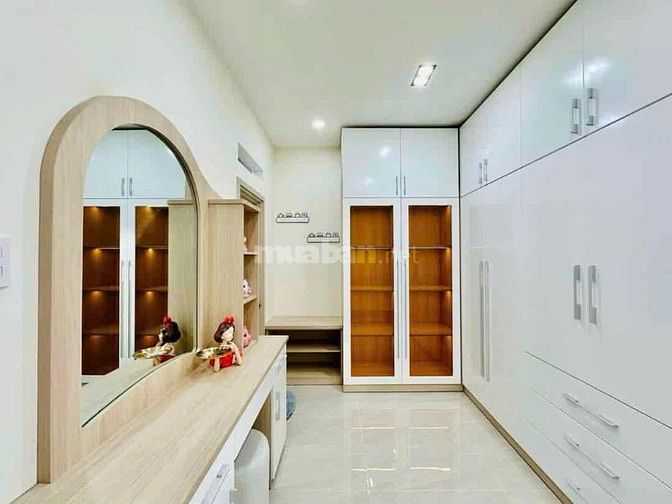  về quê  bán gấp nhà P24 Quận Bình Thạnh giá 3tyX,48m2 shr lh ngay 