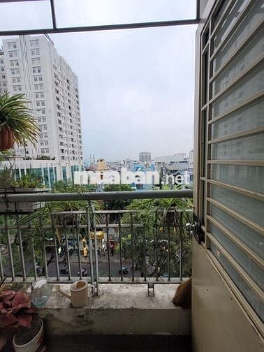 Chung cư Phú Thọ cho thuê có nội thất 2 phòng ngủ ở được liền
