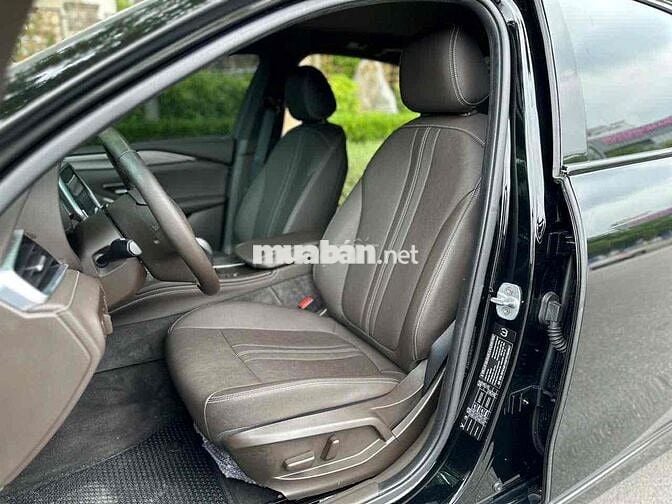 VinFast Lux A2.0 2021 - 4v1 km, siêu đẹp