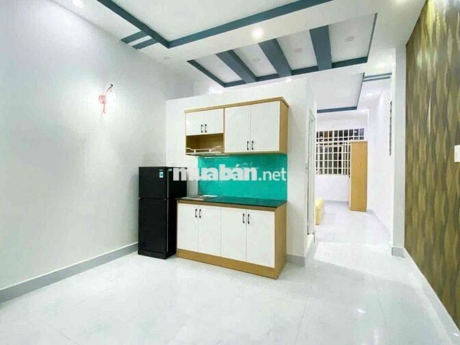 Phòng trong nhà nguyên căn ngay cầu Nguyễn Văn Cừ