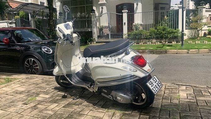 Xe Vespa Primavera ABS, nữ đi, bảo hành chính hãng