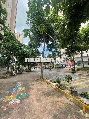 Bán căn hộ CT2B Thạch Bàn 75m² – Giá hơn 4 tỷ xíu, an ninh tuyệt đối