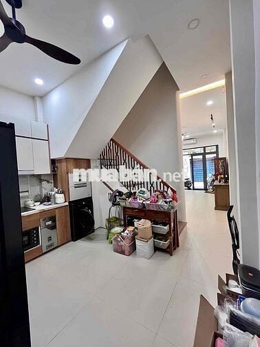 Đường Xe Tải Thông - DT: 4x14 (56m2) - Nhà Đúc 2 Tầng, Cạnh Nguyễn Sơn