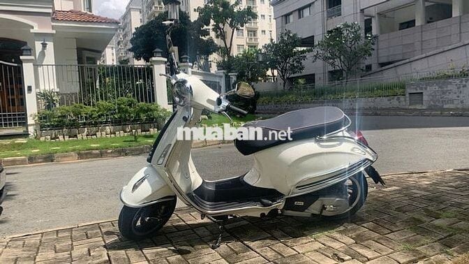 Xe Vespa Primavera ABS, nữ đi, bảo hành chính hãng