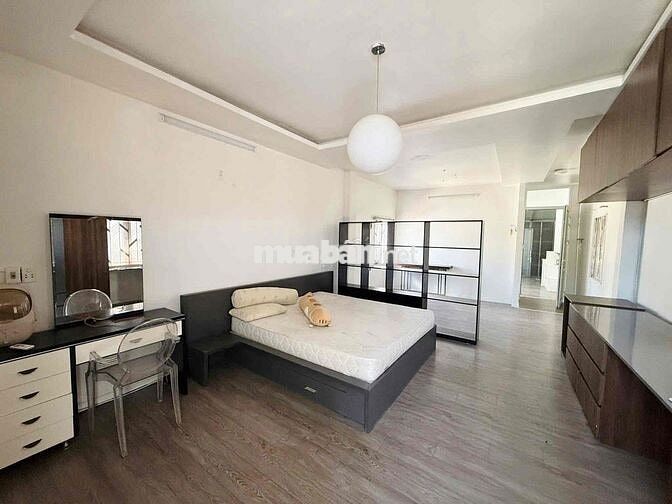 Sân Vườn - 2PN Lớn - Đường Cách Mạng Tháng Tám