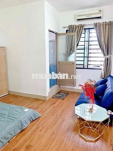 Cho thuê PENTHOUSE 1 Phòng ngủ rộng nguyên tầng ngay chợ Tân Mỹ
