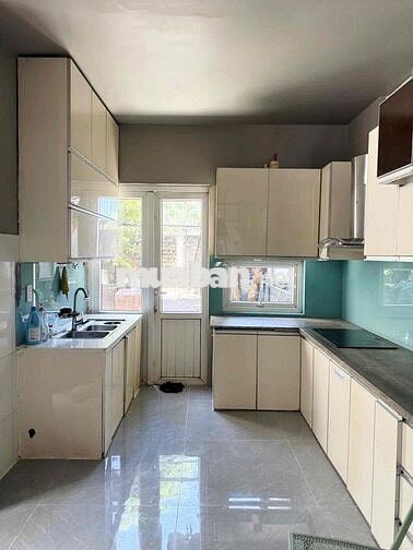 Sân Vườn - 2PN Lớn - Đường Cách Mạng Tháng Tám