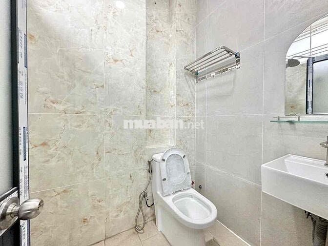 STUDIO FULL NỘI THẤT SÁT NGÃ TƯ THỦ ĐỨC