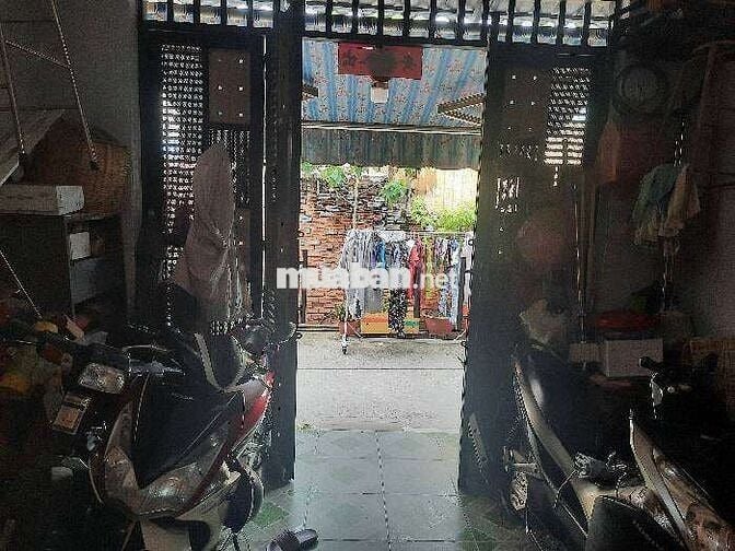 BÁN NHÀ LÊ VĂN QƯỚI - 4X16 - 2 TẦNG - HẺM XE HƠI - GIÁ CHỈ 5,5 TỶ