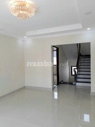 Cần cho thuê nhà MT 111E Hoa Lan P. 2 Q. Phú Nhuận ngay phố ẩm thực