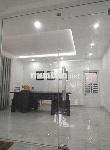 Cho thuê nhà 3 tầng mt Trần Tử Bình,gần cầu Cẩm Lệ
