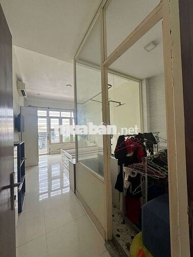 Nhà HƯƠNG LỘ 2 [4x15, 2lau, 4pn, 3toilet] sơn sửa mới