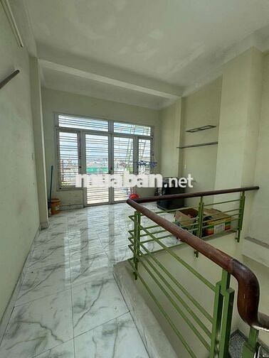 Nhà HƯƠNG LỘ 2 [4x15, 2lau, 4pn, 3toilet] sơn sửa mới