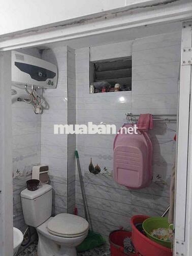 Hơn 2 tỷ có nhà đẹp Định Công-4 chỗ đỗ cửa-Sát phố-40m*2T;2N