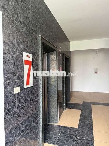 Bán căn hộ chung cư Trịnh Văn Bô 2 ngủ oto đỗ hầm mặt phố