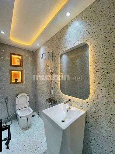 Nhà xinh giá mềm Nguyễn Thiện Thuật, Q3 80m2 giá ngộp còn 4,55 tỷ