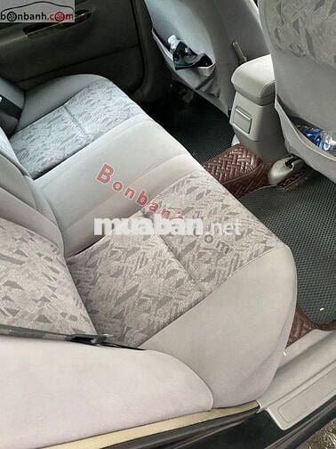 Corola Altis 2002 . Xe đẹp mua về kg cần phải sửa